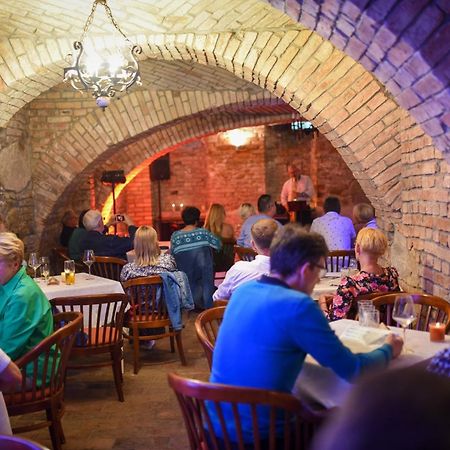 Hotel Zajazd Kultury, Dawniej Pocztowy Зелена Гура Екстер'єр фото